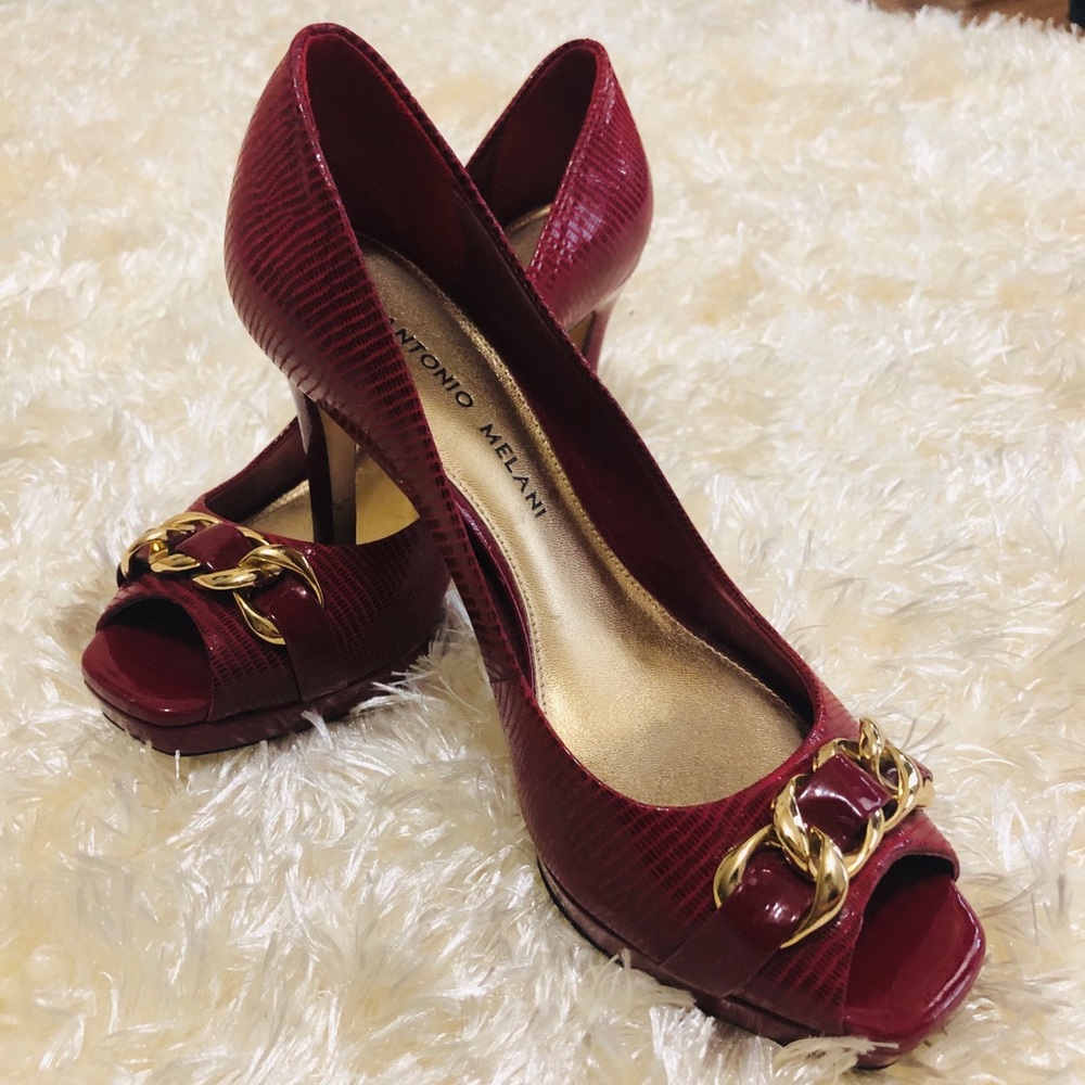 ANTONIO MELANI Red Leather Gold Chain Heels.